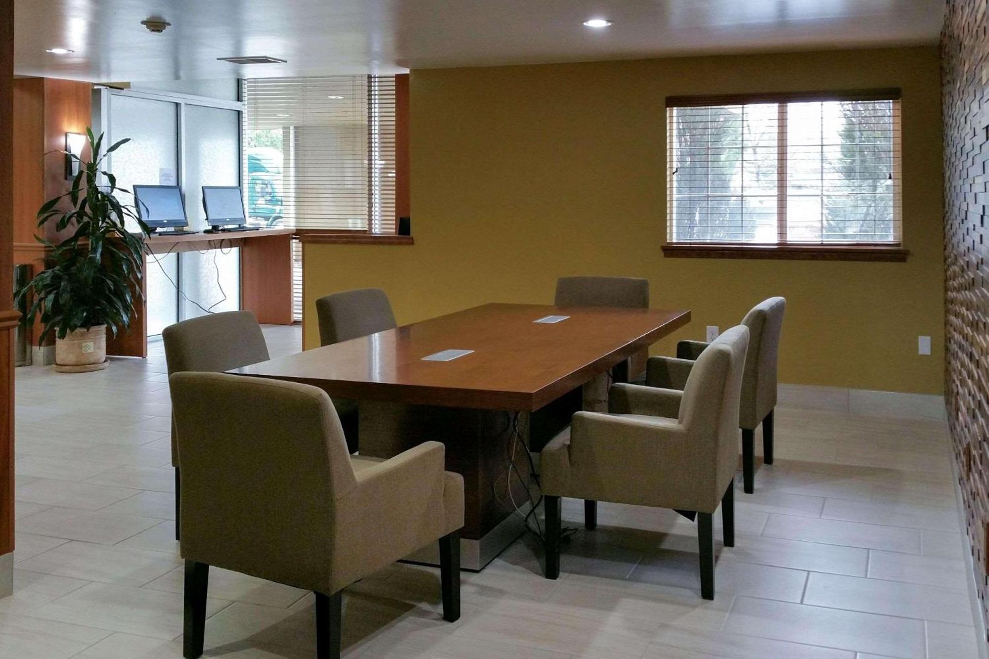 Country Inn & Suites By Radisson, Delta Park North Portland Exteriör bild