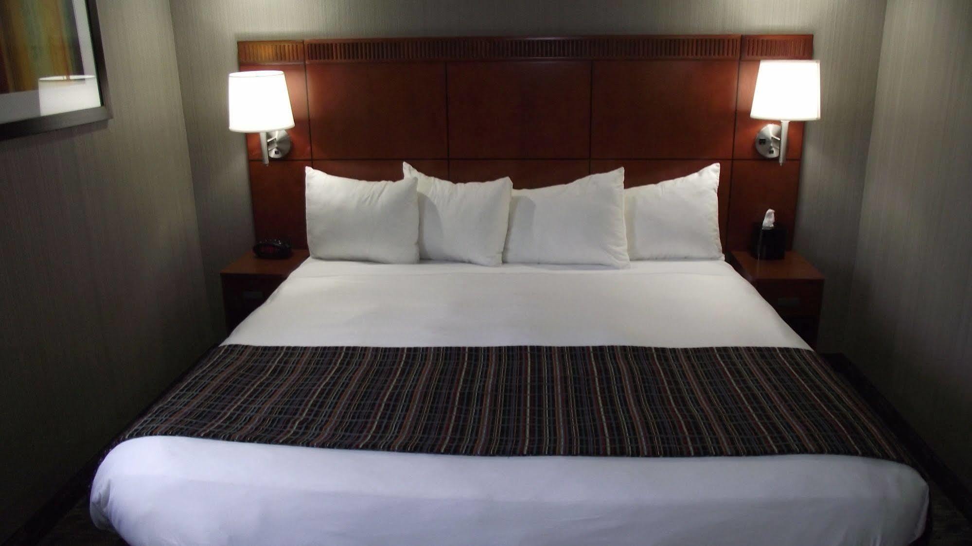 Country Inn & Suites By Radisson, Delta Park North Portland Exteriör bild