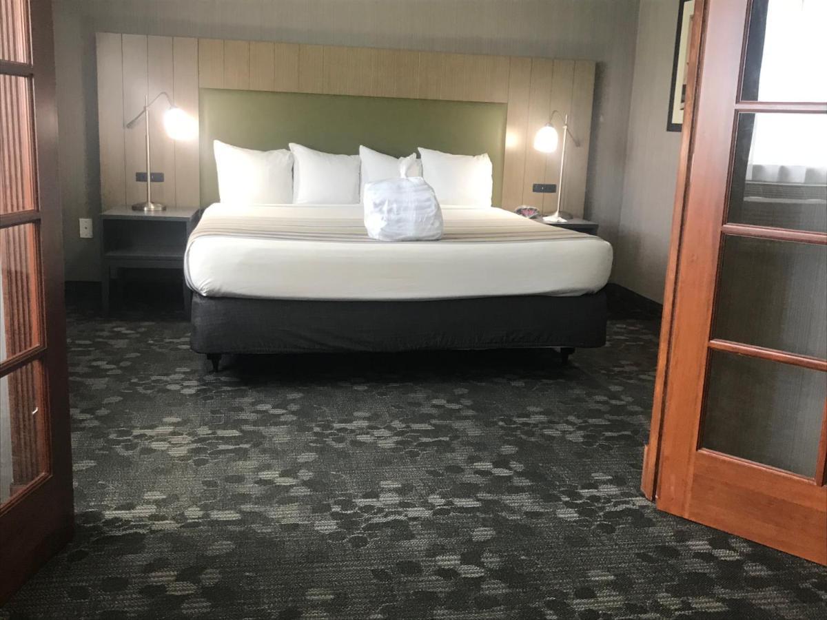 Country Inn & Suites By Radisson, Delta Park North Portland Exteriör bild